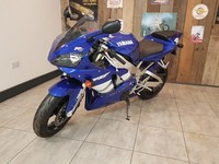 2000 Yamaha Yzf YZF R1 Motorcycle Petrol Manual