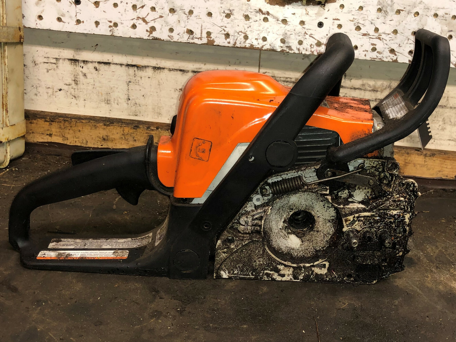 Stihl MS180 Chainsaw !ISSUES READ!