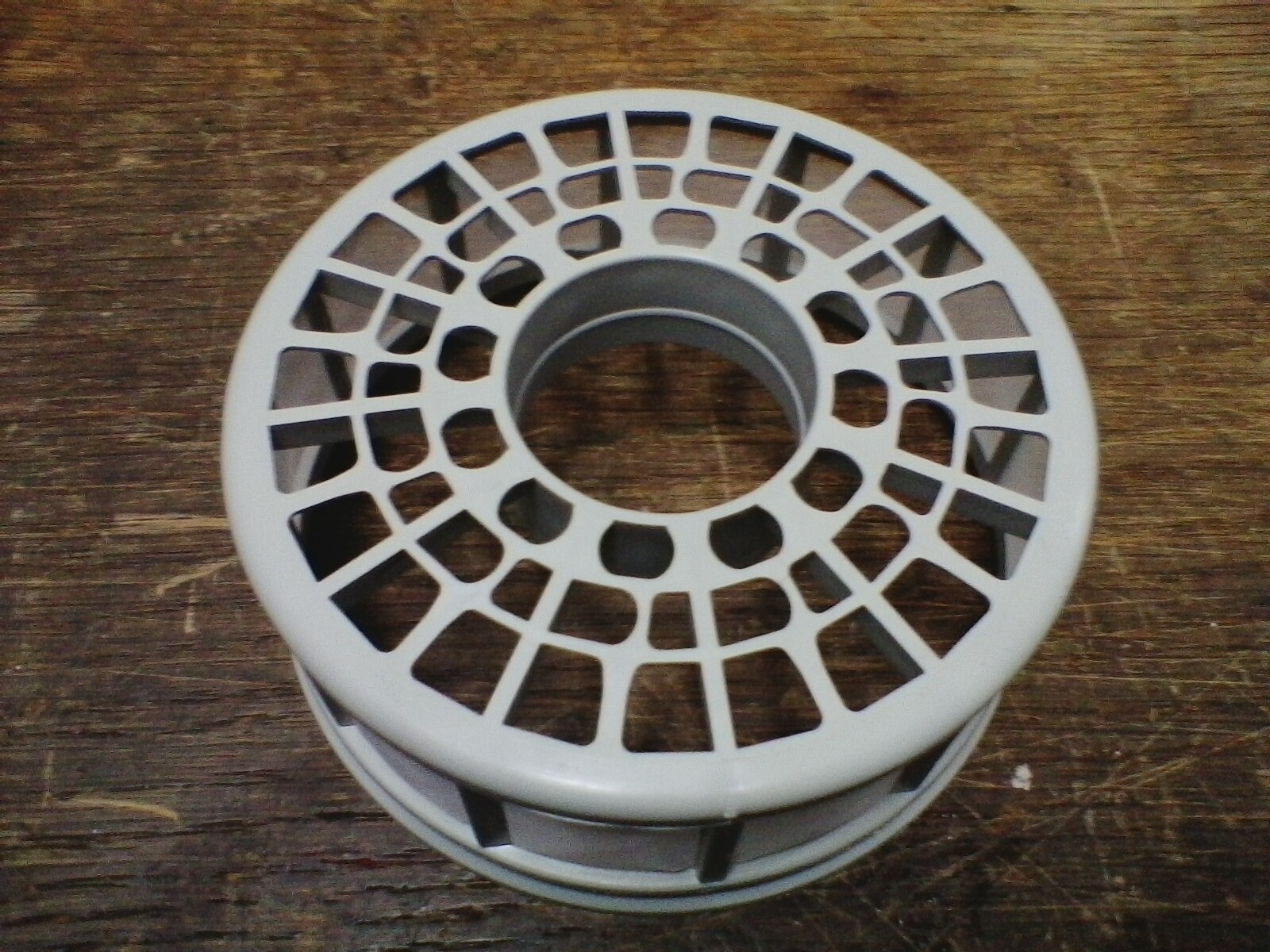 Frigidaire 5304506533 Dishwasher Filter 154252302 fits GLD4050RHS0