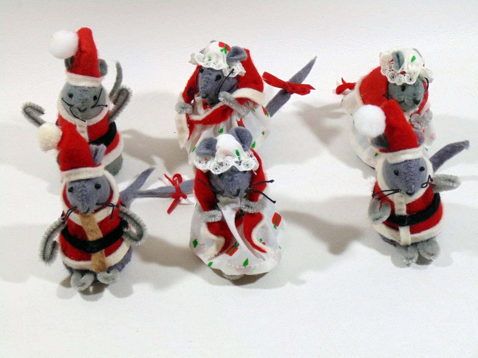 6 Felt Christmas Mice and Wire Sleigh Decorated With Cardinal and Holly