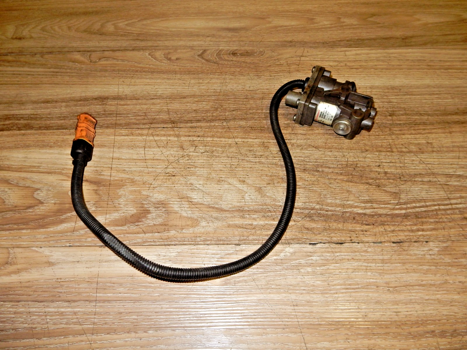 し　D force V50 5108150-0044 | International MAXXFORCE 13 Engine EGR Valve