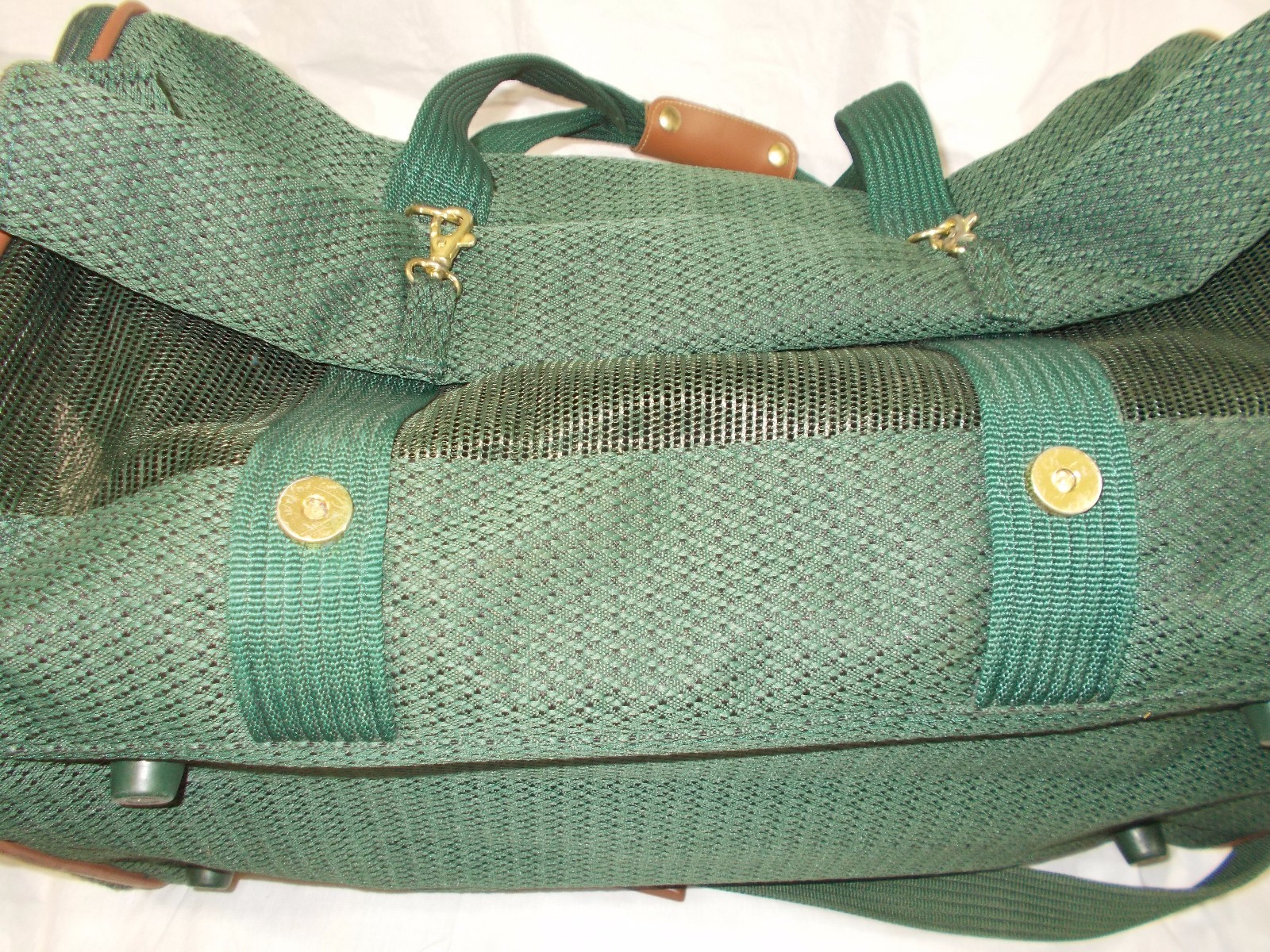 Sherpa Deluxe Pet Carrier shoulder strap 1 pocket 3 roll up sides pet show cat