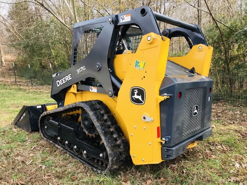 2016 John Deere 317G ONLY 136 HOURS!!!