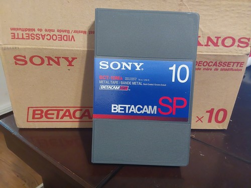 超希少 新品未使用！  SONY Betacam SP ベーターカムSP Sony Betacam SP BVW-D600 Camcorder; untested; no lens, no