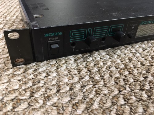 Zoom 9150 Zoom Valve DSP Vintage Multi Effects Rack Unit
