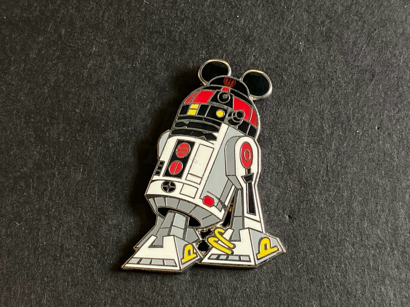 Star Wars Mickey Mouse's R2 unit, R2MK Disney Pin 77126 | eBay