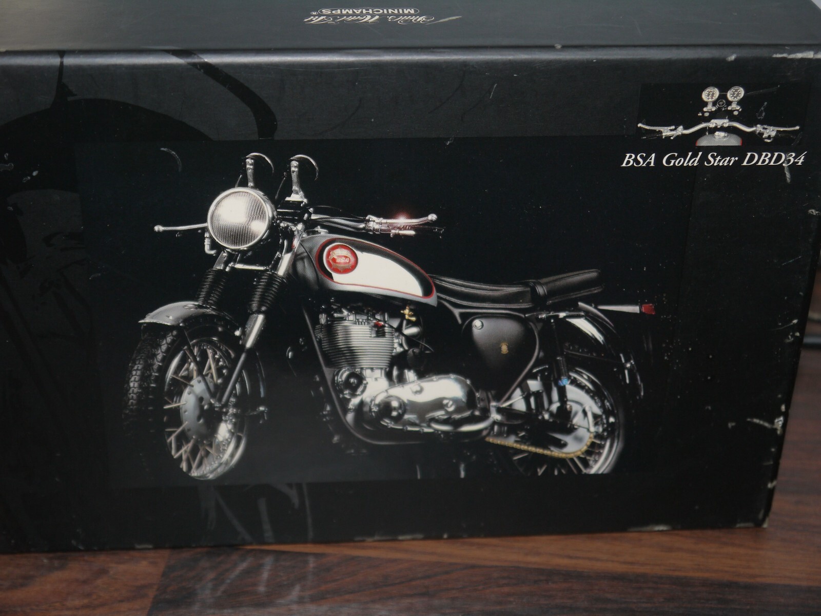 ミニチャンプス BSA Gold Star DBD34 1/12スケールモデル ミニチャンプス 1/12 BSA Gold Star DBD34
