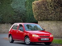TOYOTA STARLET 1.3 GLS 5DR + 25 SERVICE STAMP + 2FOWNER +SUNROOF + STUNNING CAR!