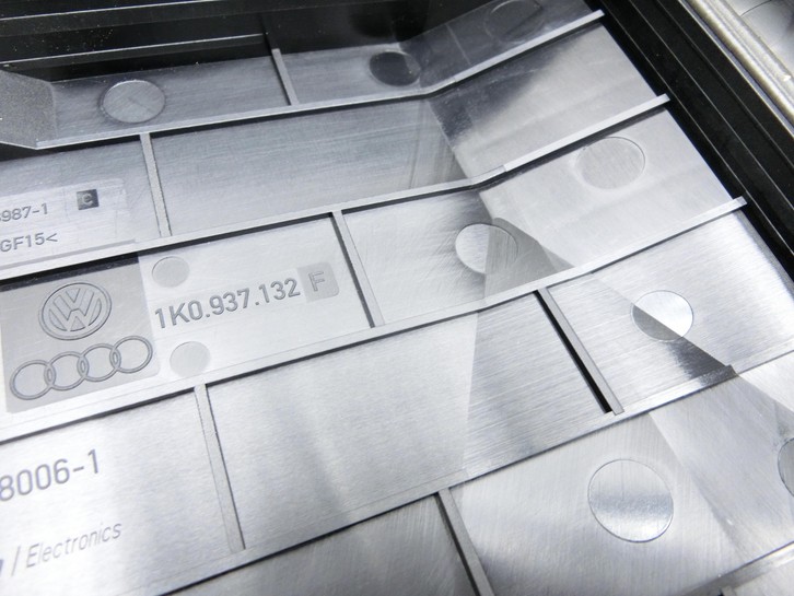 VW Golf 6 VI 5K 08-12 Wasserabweiser Deckel für Sicherungskasten  - Bild 5