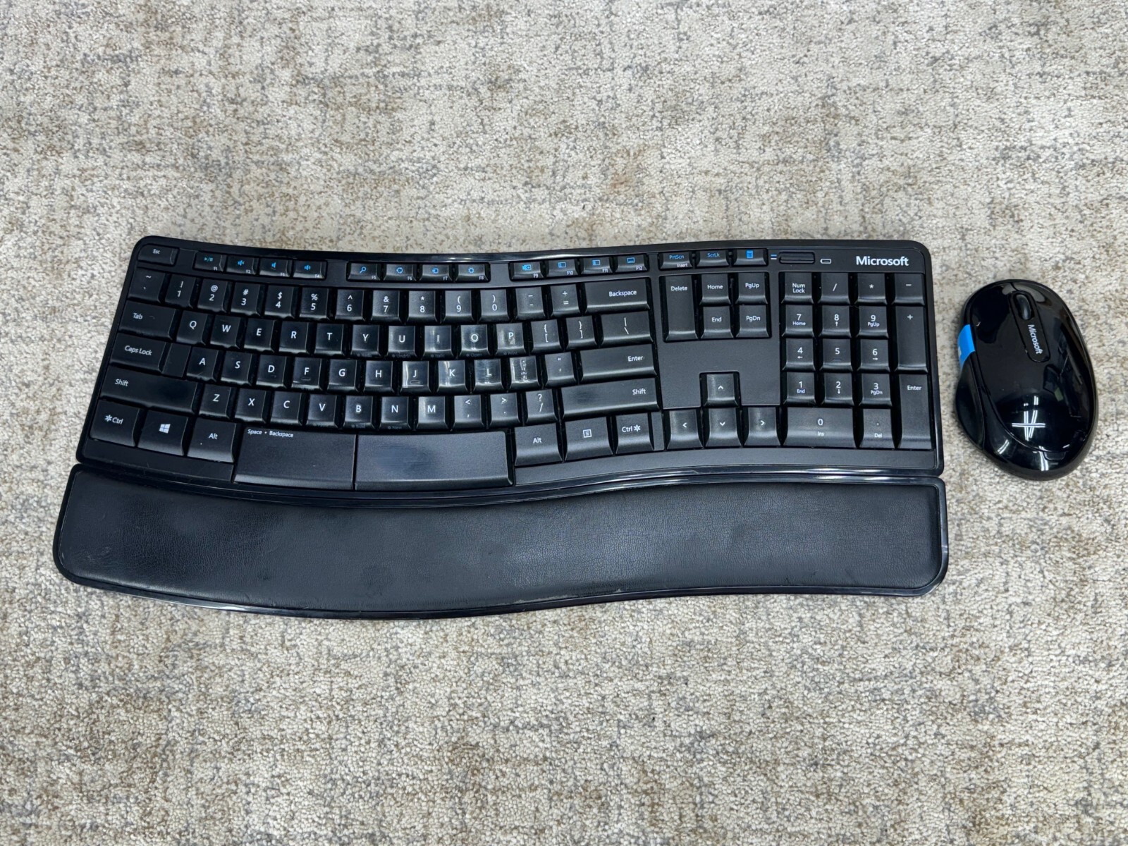 【美品✨】Microsoft Sculpt Ergonomic Keyboard Microsoft Sculpt Comfort Wireless Keyboard KGR1173 with