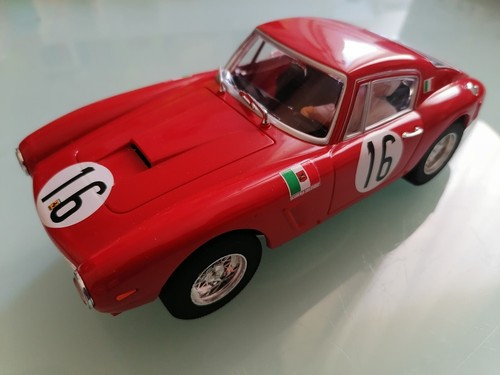 Foto dell'oggetto di un acquirente verificato