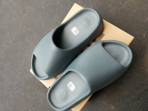 Pre-owned Adidas Originals Unreleased Adidas Yeezy Id2349 Sltmrn Brand Rare Slides Yzy Ds Size 10 ? In Gray