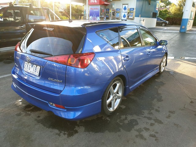 Toyota caldina 2003