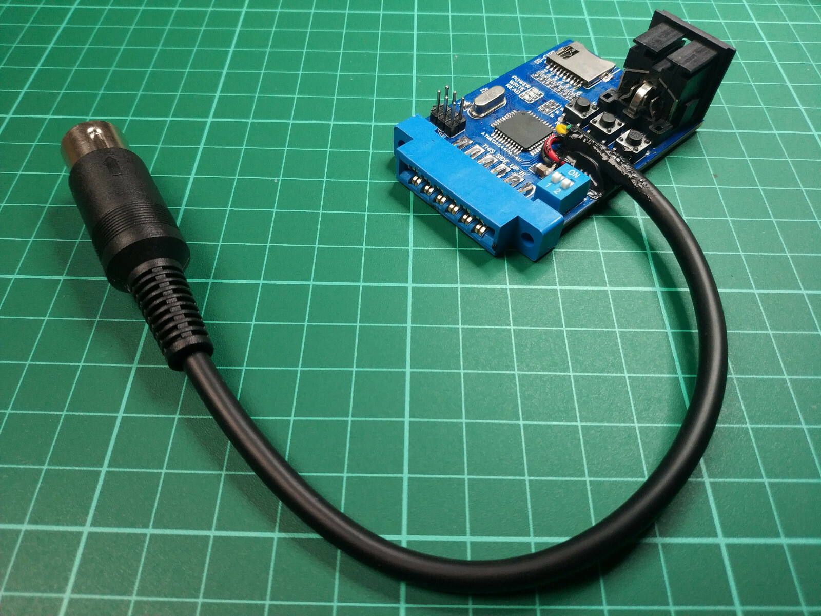SD2IEC floppy drive emulator for Commodore 64/C64/C128/Vic SD2IEC floppy drive emulator for Commodore 64/C64/C128/Vic