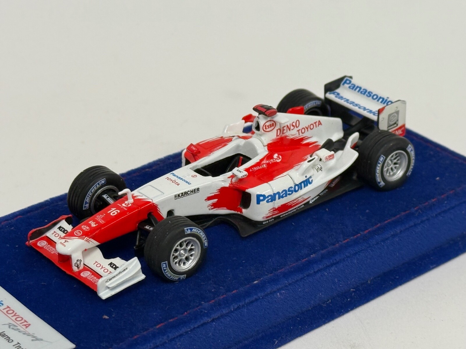 価格改定TOYOTA TF104B 04' J・Trulli1/43ミニカー 1/43 Toyota TF104 B from 2004 F1 Season of Jarno Trulli