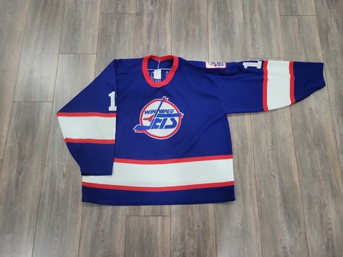 For Sale] Winnipeg Jets CCM Vintage 550 - Size Large - $80 USD :  r/hockeyjerseys