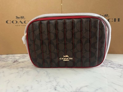jes crossbody with quilting