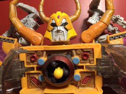 Transformers Armada 2003 Unicron Figure (Great Condition)