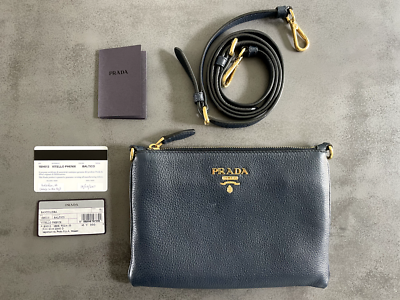 PRADA Crossbody Vitello Phenix Double Zip Black Textured Calfskin Leather  Bag Preowned ref.674101 - Joli Closet