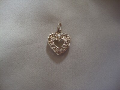 VINTAGE OPENWORK FILIGREE HEART SPARKLY DIAMOND CUTS STERLING SILVER 925 PENDANT