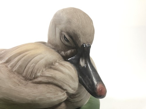 Boehm Cygnet Cygnus Olor Fine Porcelain Baby Swan Bird Figurine #400-13