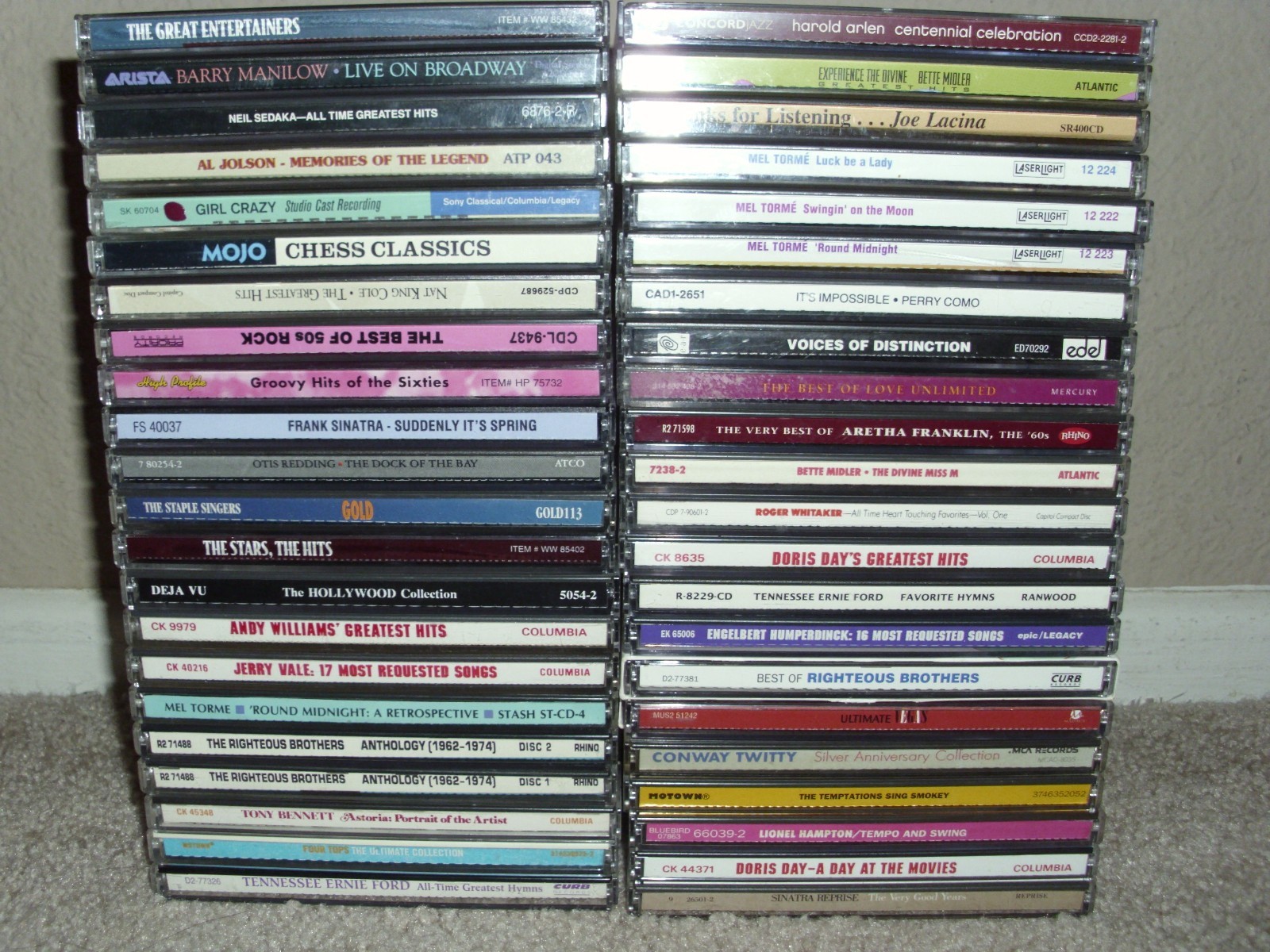 LOT OF 44 CDs OLDIES. SINATRA/VALE/TORME/DORIS DAY & MORE.GOOD CONDITION.