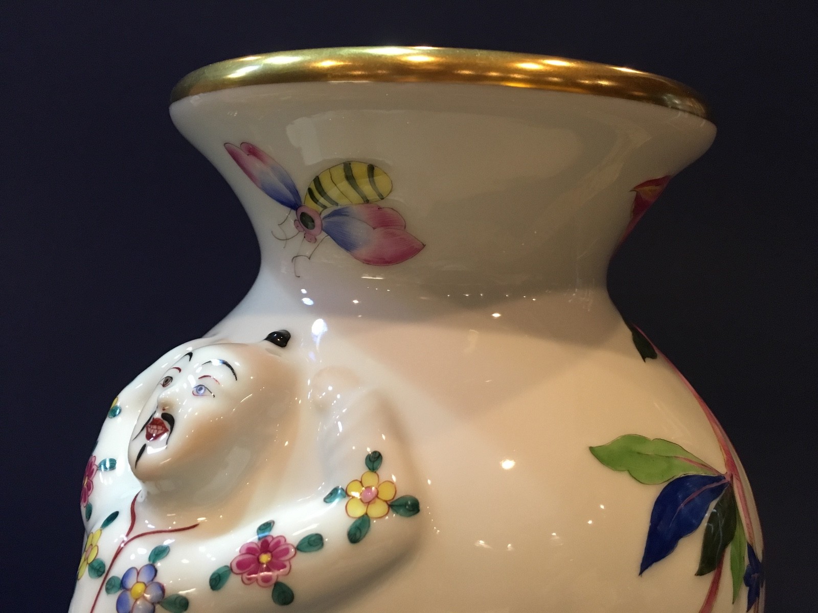 Herend Chinoiserie Large Vase w/ Chinese Men & Birds