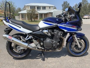 Suzuki gsf 1200s bandit