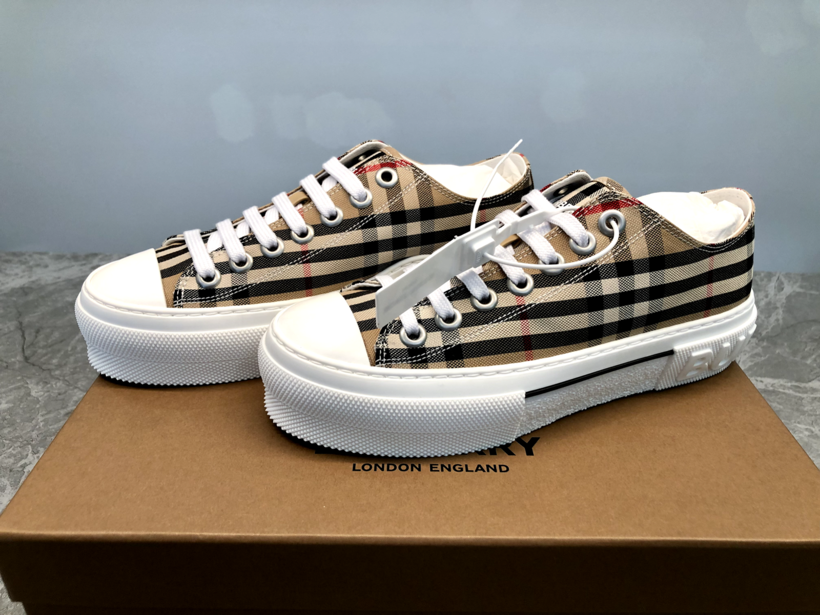 【Vintage】 Burberry sports 2Layer 4way Burberry Vintage Check Lace-Up Sneakers Size UK 4 RRP £570