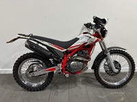 2023 Beta AZP 200, 500 Miles Michelin Tyres And Mousses Disc Guard, Heated Grips