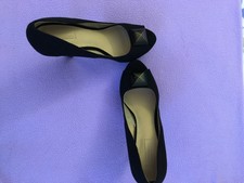 Women s shoes  Zara  Trafaluc  Size 8 5 Black New High 