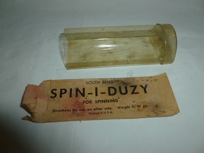 Vintage EMPTY South Bend SPIN-I-DUZY Plastic Tube  Lot J-593