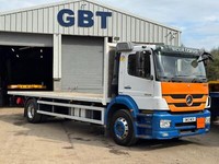 Mercedes-Benz Atego 18 tonnes flat bed truck 