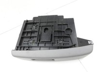VW Touran 1T 03-06 TDI 1,9 77KW Unter Ablagefach Unterbaufach Fach Sitz Rechts Vorne VW Touran 1T 03-06 16.04.2009... Vorschau 4