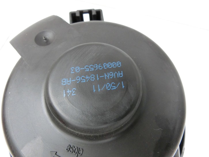 Ford C-max II 10-15 Gebläsemotor Lüftermotor Heizungsgebläse Ford C-max II 10-15 13.02.2012 AV6N-18456-AB... Bild 4