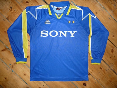 large JUVENTUS ITALY 1995/96 AWAY FOOTBALL SHIRT MAGLIA