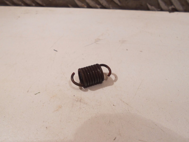 Shindaiwa C226s / S09-21d - Ressort D'Embrayage Entraxe 17 Mm