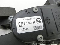 Saab 9-3 93 YS3F 05-07 Turbo 2,8 202KW Gaswertgeber Gaspedal Saab 9-3 93 YS3F 05-07 24.08.2006 9186724 6PV008322-00... Vorschau 5