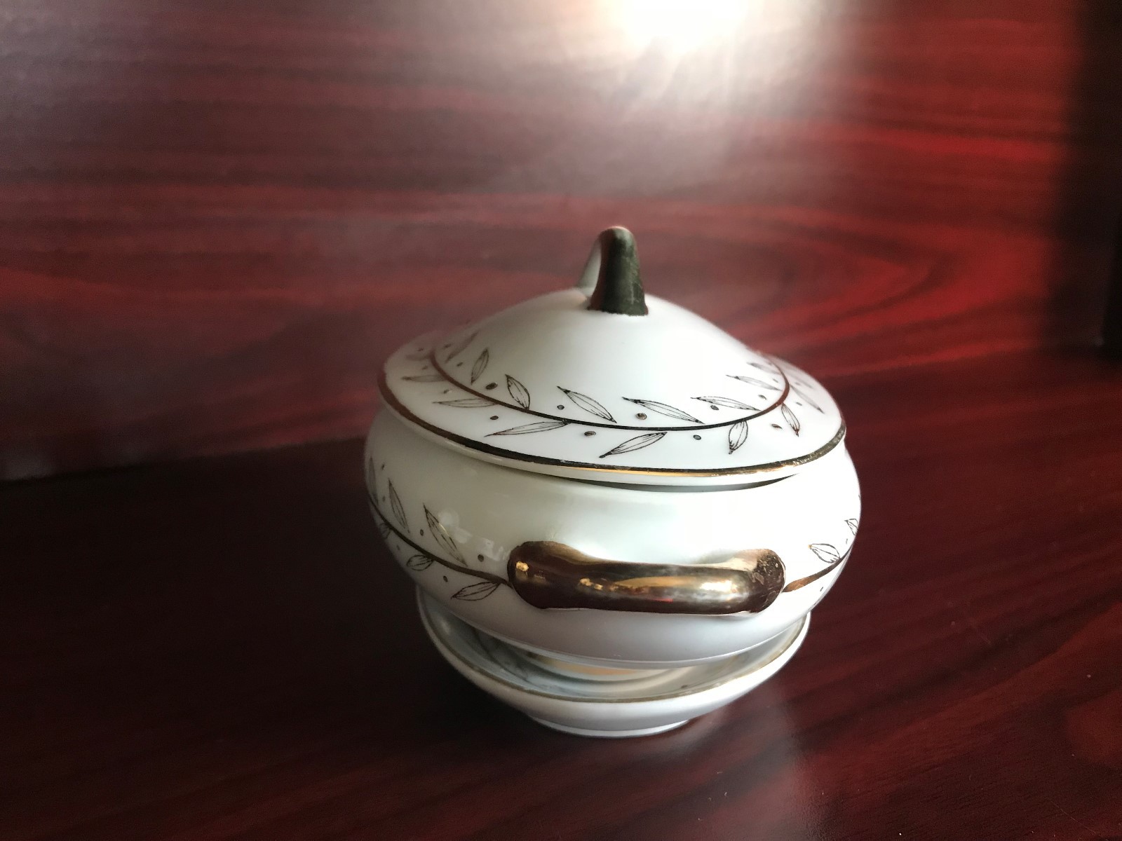 LEFTON CHINA GRAVY BOWL 