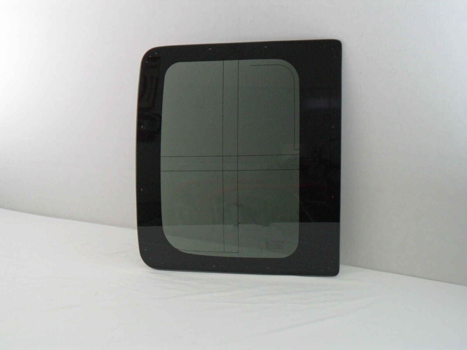 Passenger/Right Side Quarter Window Glass W/Antenna For 2004-2007 Scion XB