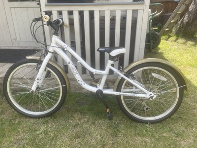 Apollo Haze kids hybrid bike 20’’ wheels, Still Available at Halfords RRP£140 