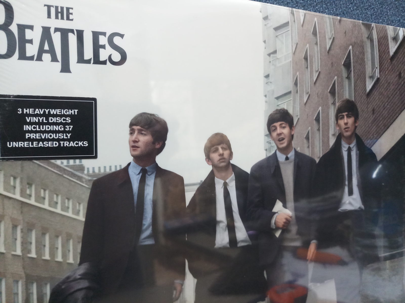 beatles live at the bbc (RARE SET!!） Beatles - Live at the BBC [Vinyl] - Amazon.com Music