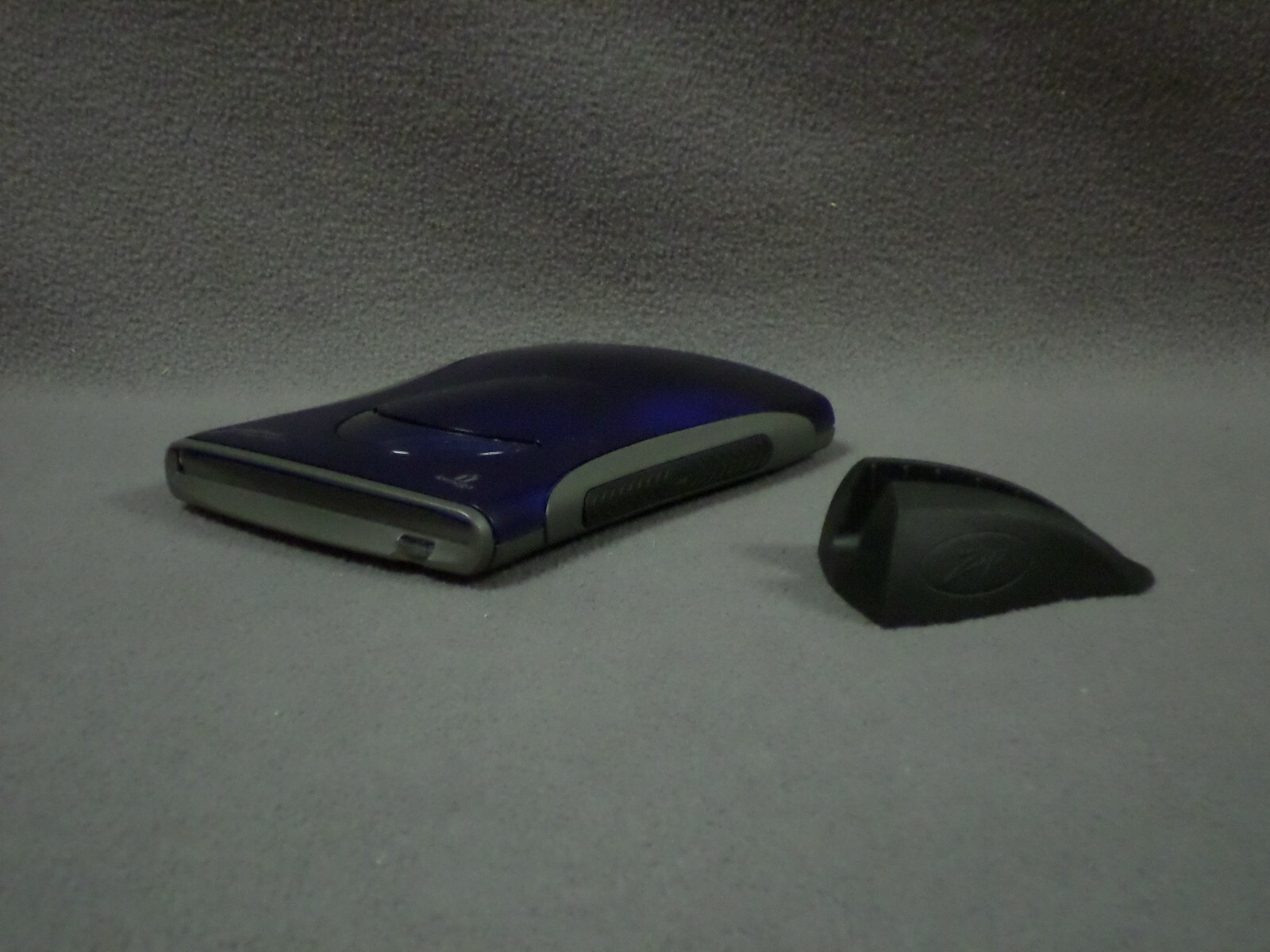 iomega ZIP-250 External Drive USB Powered w/ Cable 2 Discs & Stand TESTED WORKS!