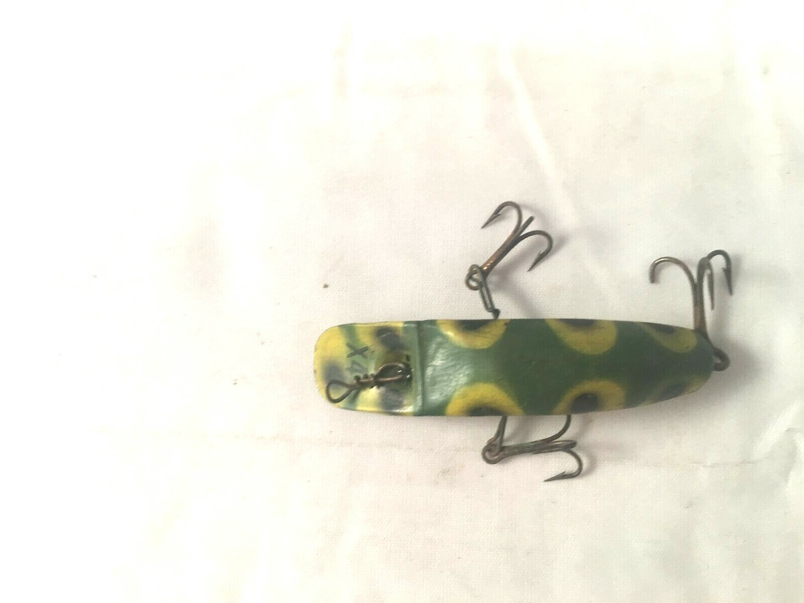 2-TWO- HEDON Flat fish Green Vintage