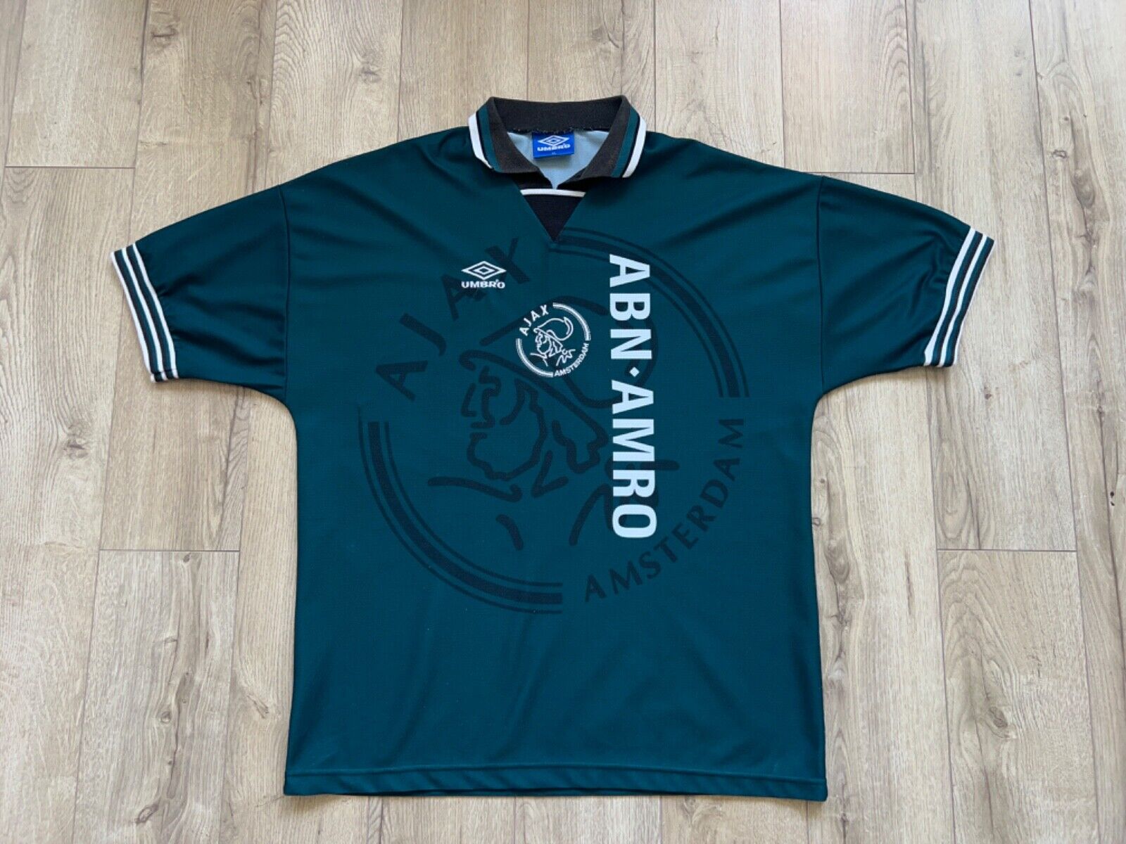 Vintage Mens Umbro Ajax Amsterdam 1995 1996 Away Football Vintage Mens Umbro Ajax Amsterdam 1995 1996 Away Football