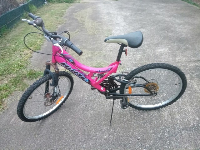 Huffy Syntax Shimano Equipped Girls' Bike | Bicycle Parts and Accessories | Gumtree Australia 