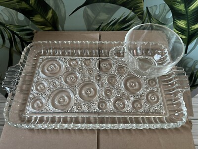 Anchor hocking Glass Serva Snack Set Of  4 Still In Original Box