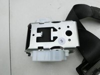 Mercedes W212 E200 13-16 Lim Gurt Sicherheitsgurt Mitte Hinten Mercedes W212 E200 13-16 07.10.2015 A2128601485... Vorschau 2