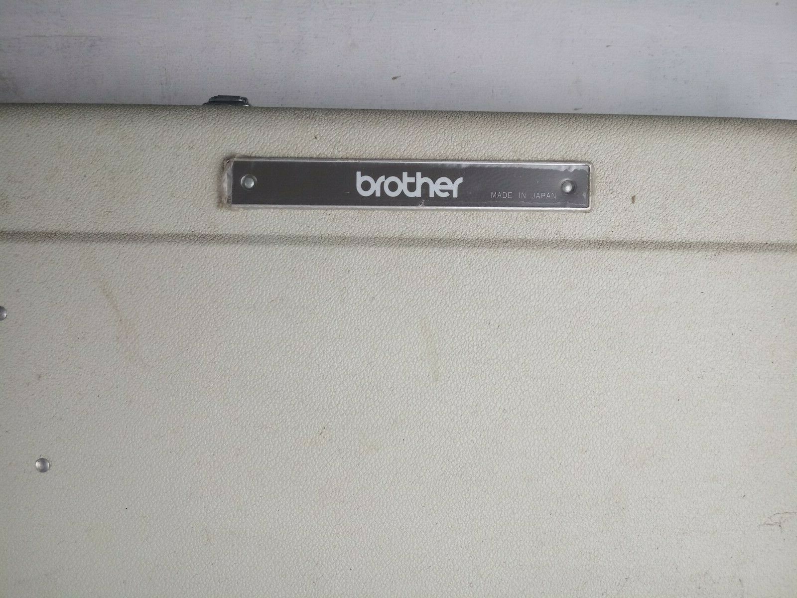 Brother Knitting KH820