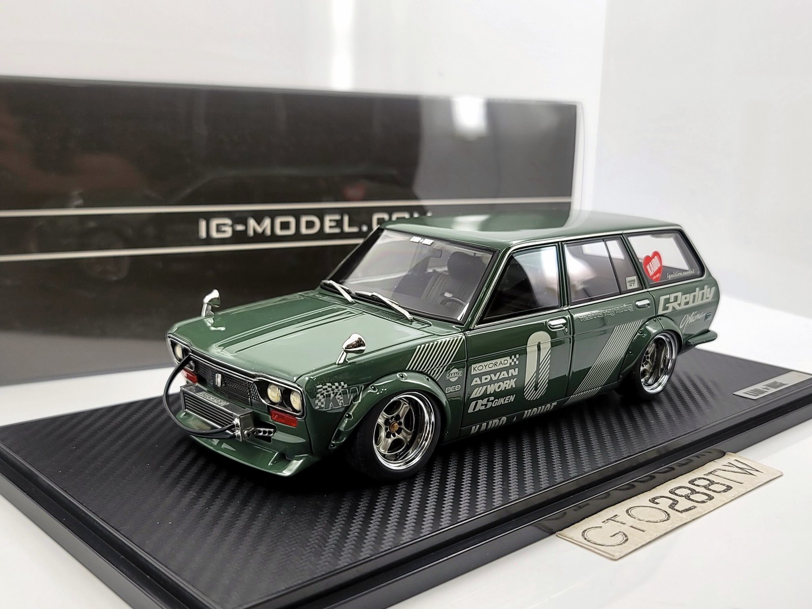 IG3169 1/18 Nissan Bluebird U 2000GTX Ignition Model IG 1:18 